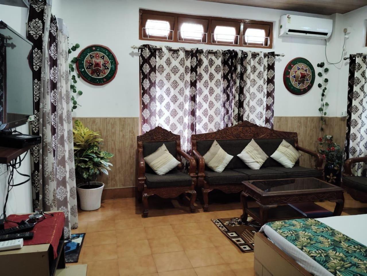 Amazing Homestay Guváhátí Exteriér fotografie